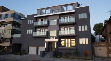 featured image of 1824 Lakeshore Ave