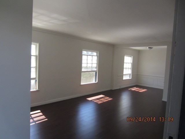1305 N Laurel Ave #209 - Photo 5 of 8