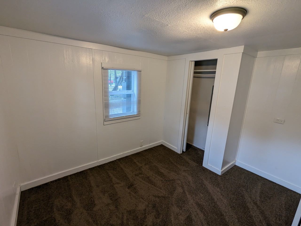 187 Thunderbird Dr #NA - Photo 6 of 14