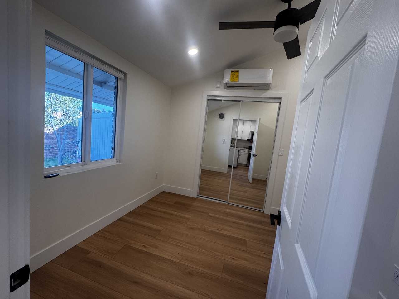 844 E Walnut Ave #B - Photo 7 of 12