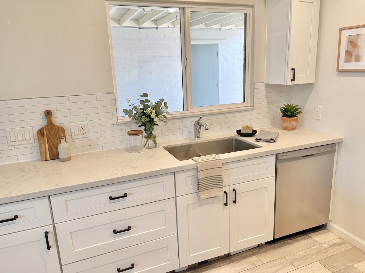 3008 N 39th St #1 - Photo 6 of 25