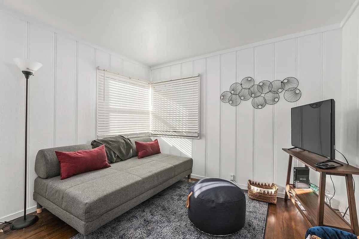 4499 Campus Ave #NA - Photo 4 of 13