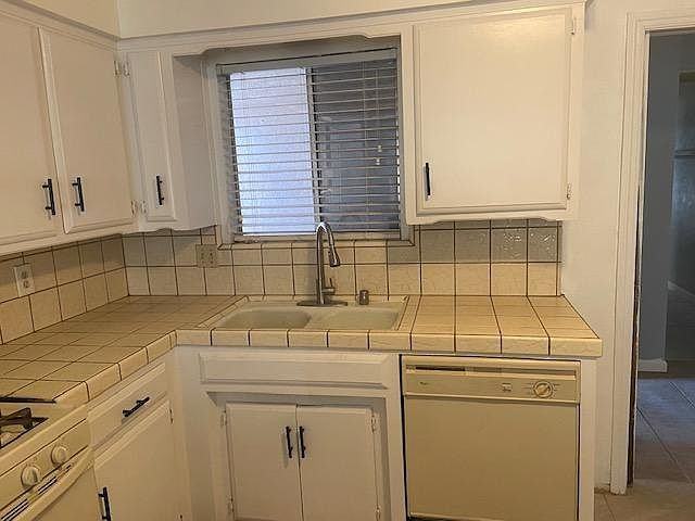 1730 S Demaree St #NA - Photo 2 of 12