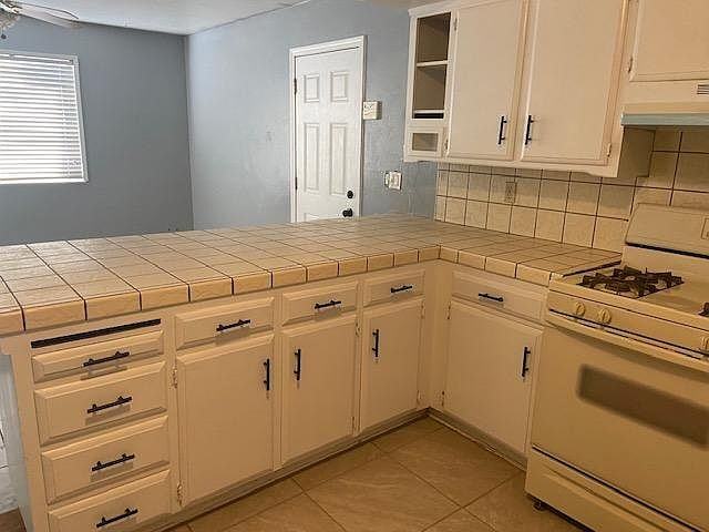 1730 S Demaree St #NA - Photo 4 of 12