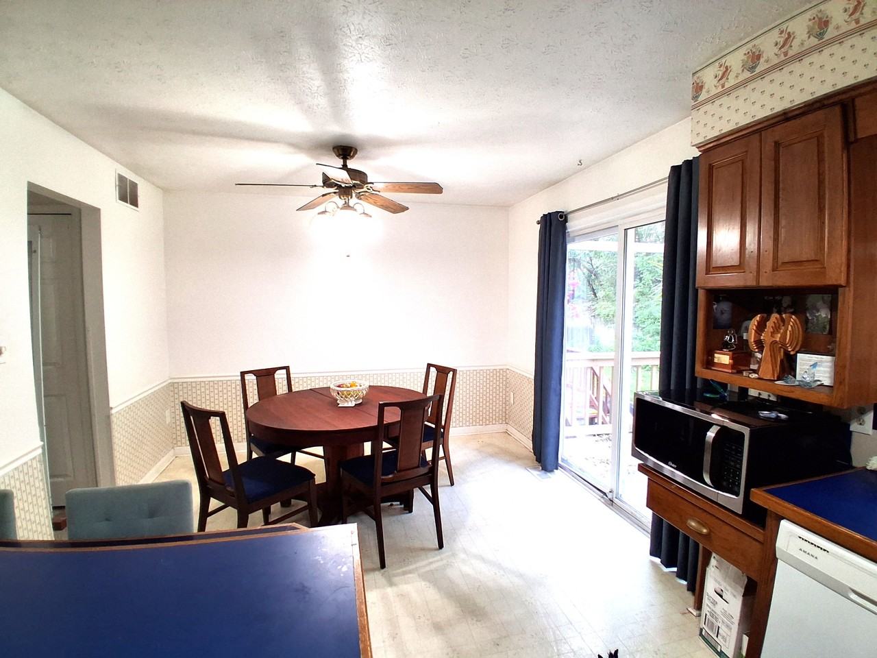 1264 Holmespun Dr #1264 - Photo 4 of 7