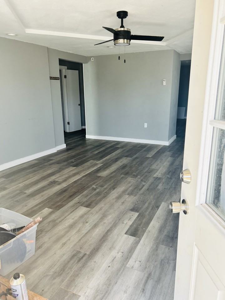 112 E Jefferson St #NA - Photo 3 of 17
