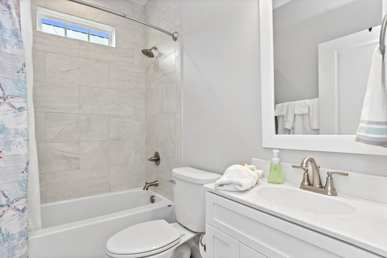 205 Islander Dr #A2 - Photo 4 of 38