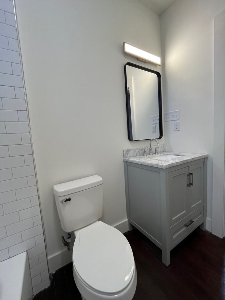 101 Hesper Ave #C - Photo 3 of 13