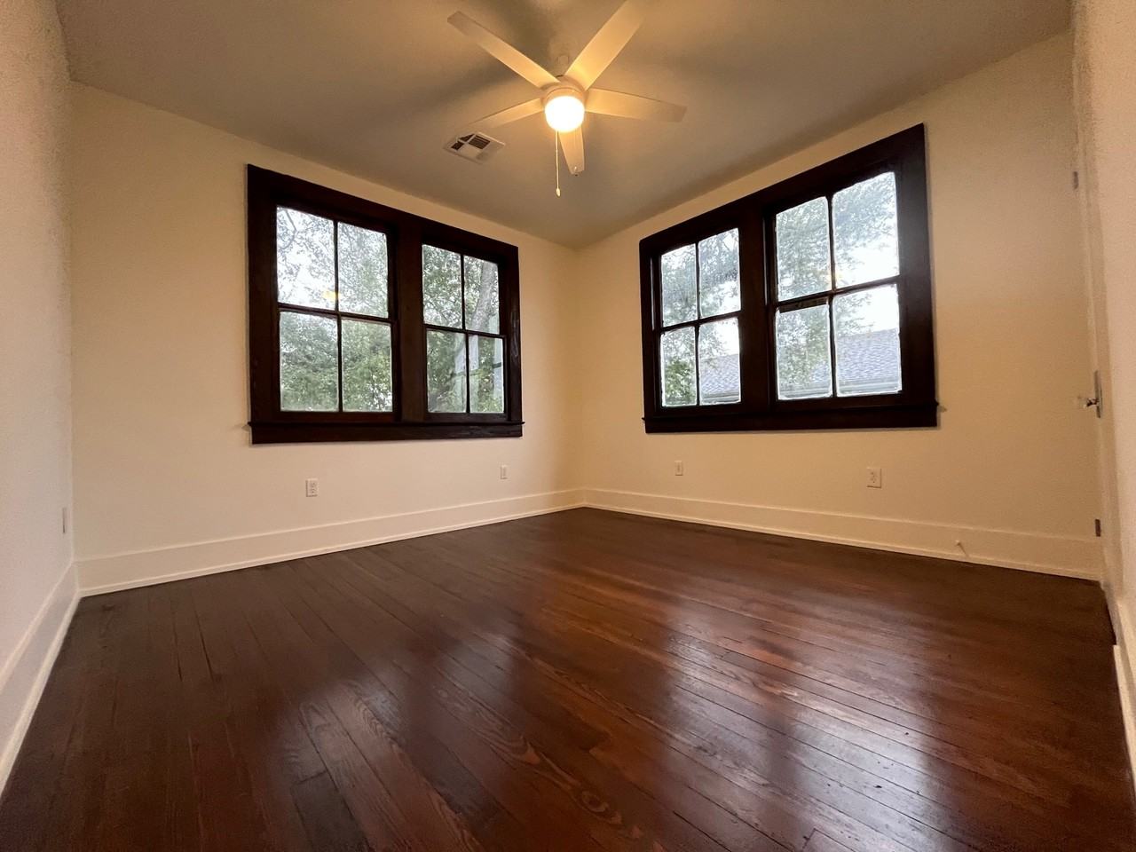 101 Hesper Ave #C - Photo 4 of 13