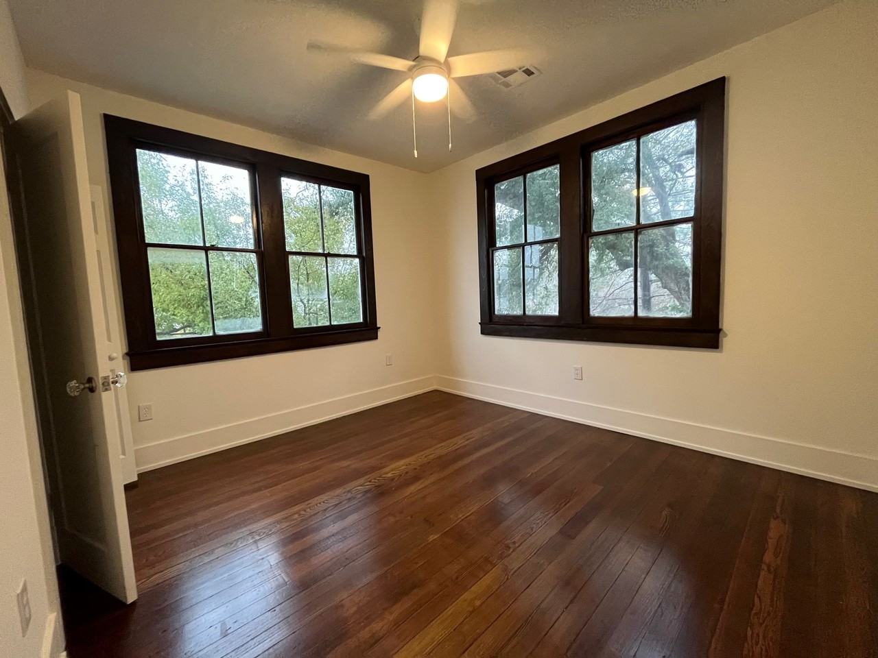 101 Hesper Ave #C - Photo 5 of 13