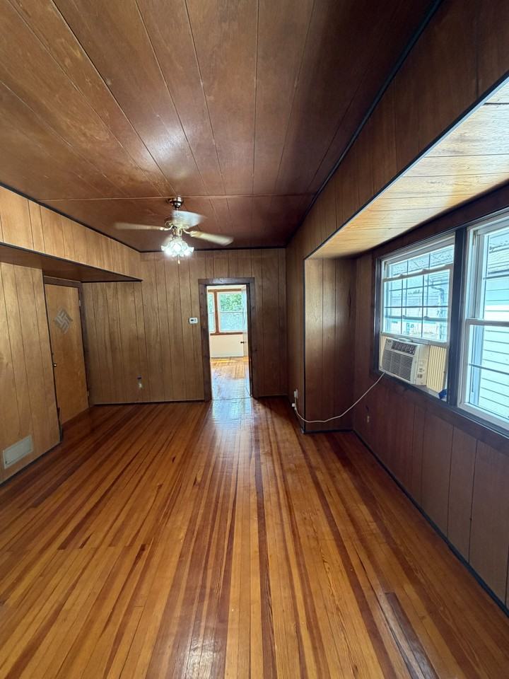 7547 22nd Ave - Photo 3 of 11