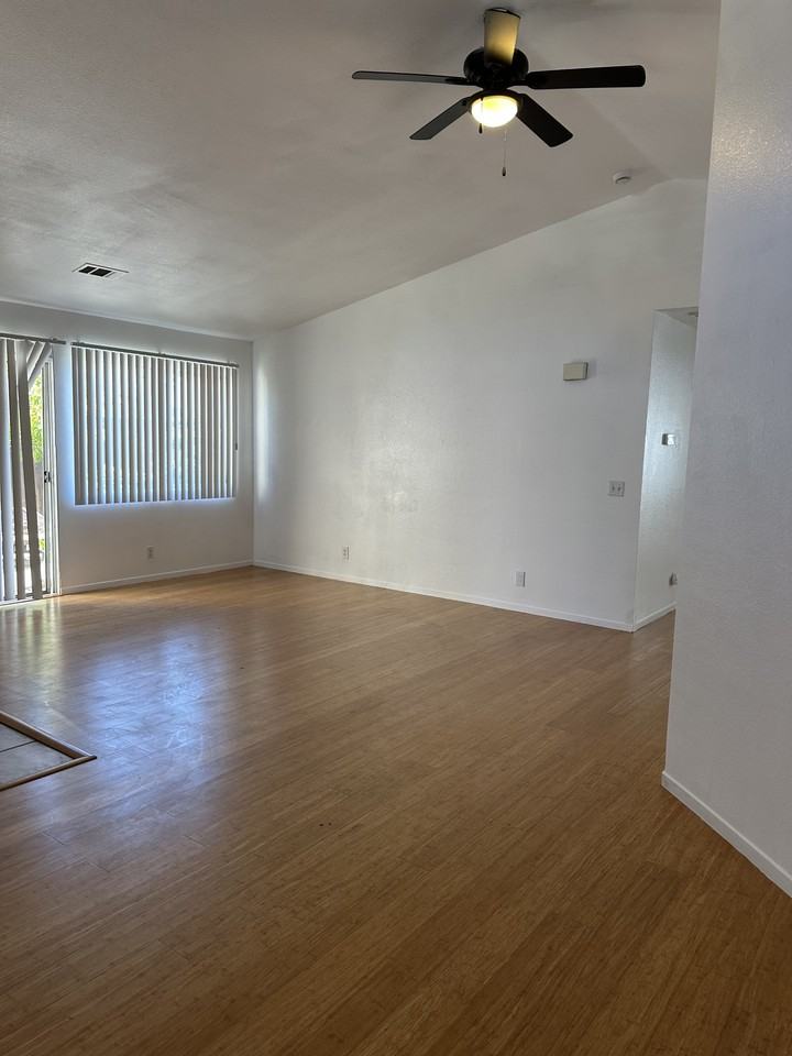 2303 Lexington Ave #NA - Photo 4 of 6