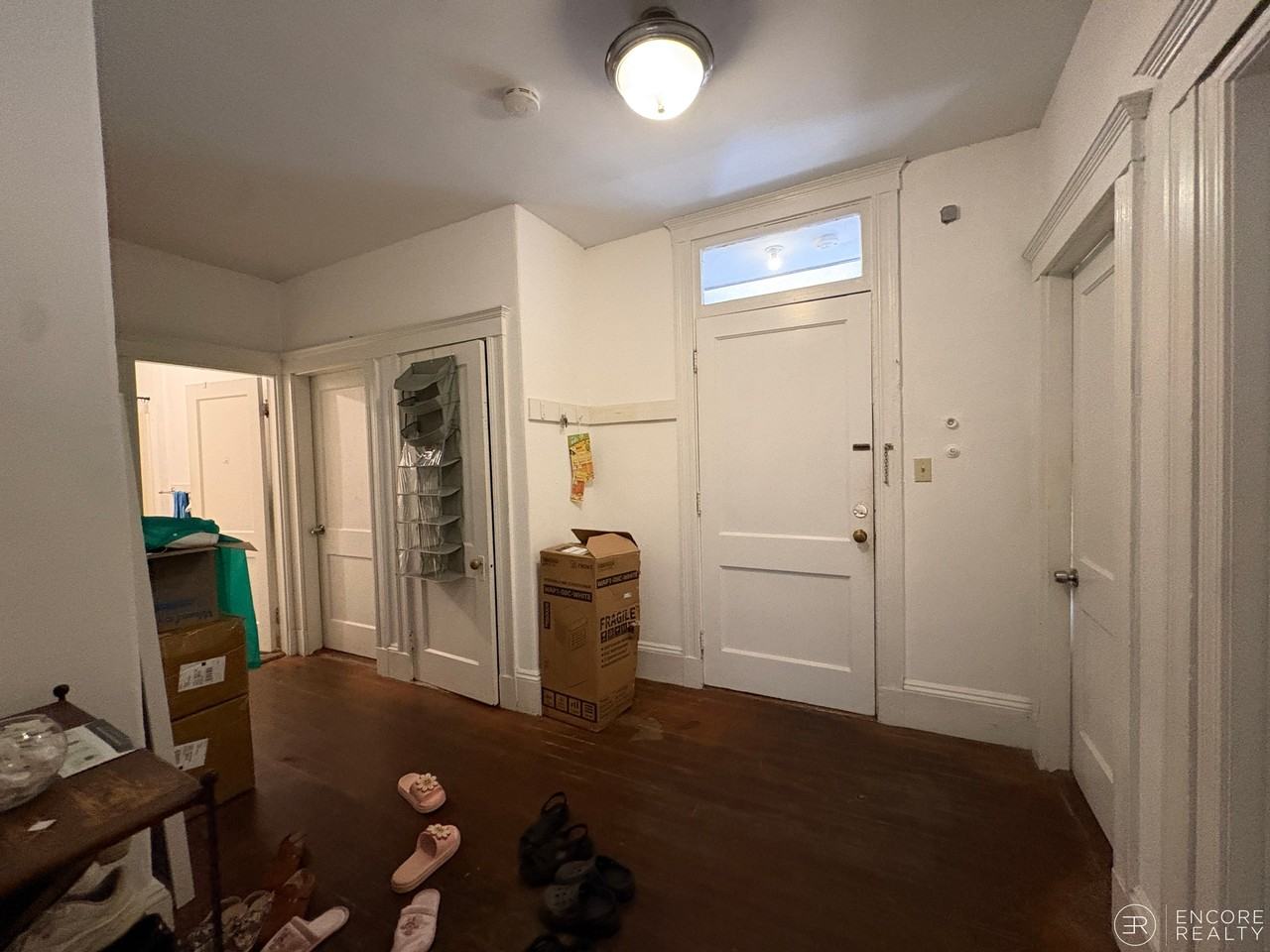 39 Strathmore Rd #2 - Photo 6 of 12
