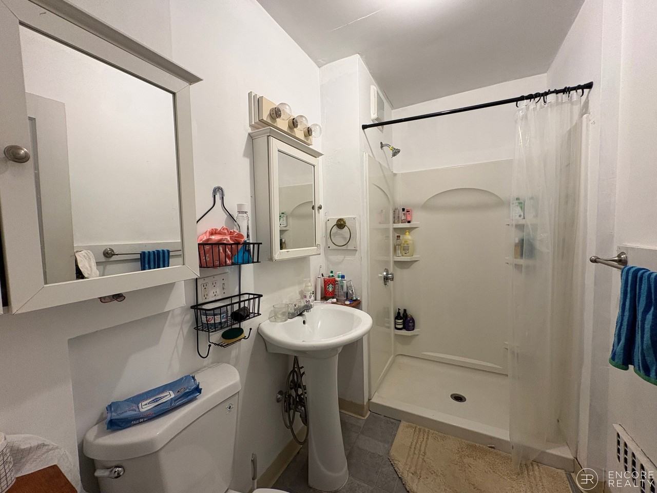 39 Strathmore Rd #2 - Photo 7 of 12