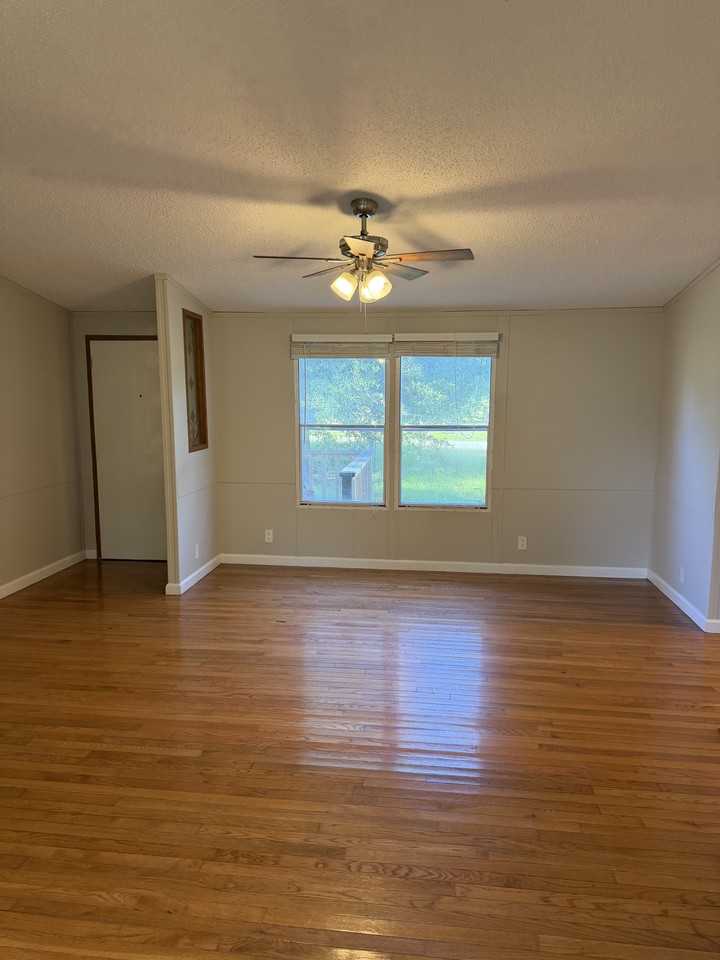 422 E Gate Dr #NA - Photo 5 of 10