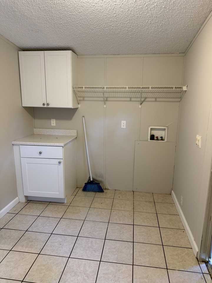 422 E Gate Dr #NA - Photo 6 of 10