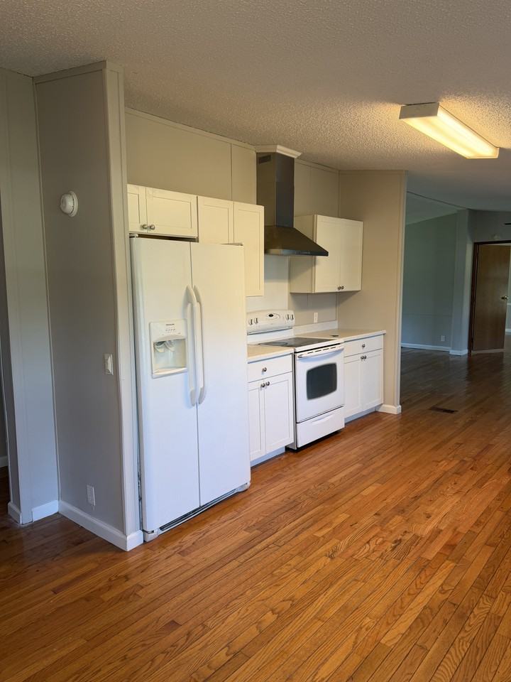 422 E Gate Dr #NA - Photo 7 of 10