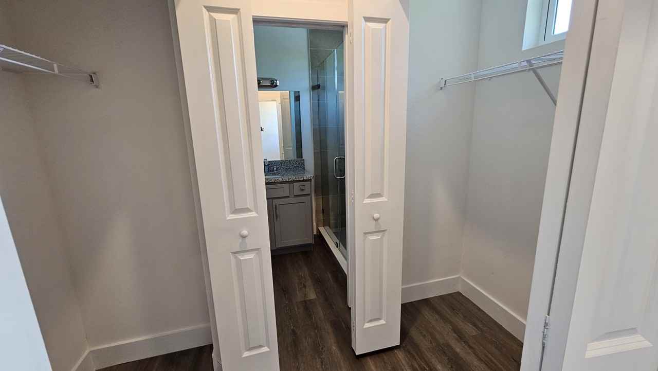 3609 N 53rd St #1 - Photo 7 of 16