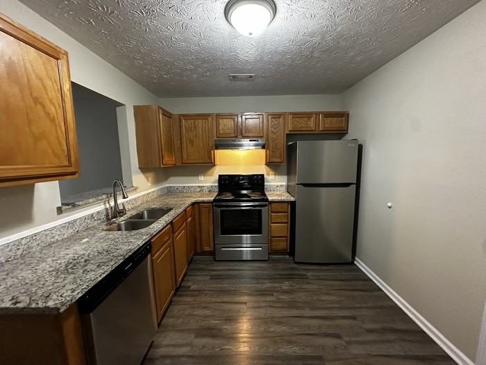 1150 Micha Way - Photo 4 of 19