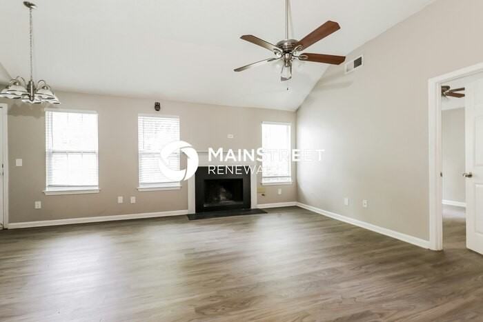 210 Teak Ln - Photo 3 of 23