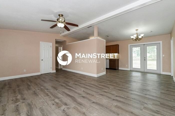 2203 Ne 15th Ter - Photo 3 of 16