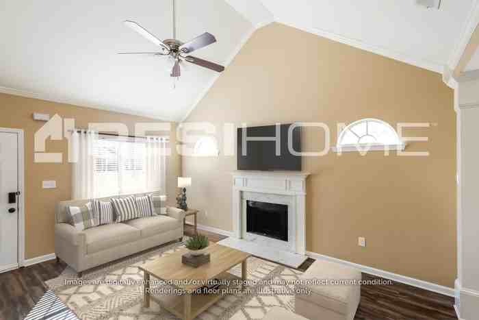 7932 Wynwood Ln - Photo 4 of 16