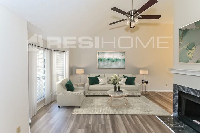 6901 Brittany Ln - Photo 4 of 17