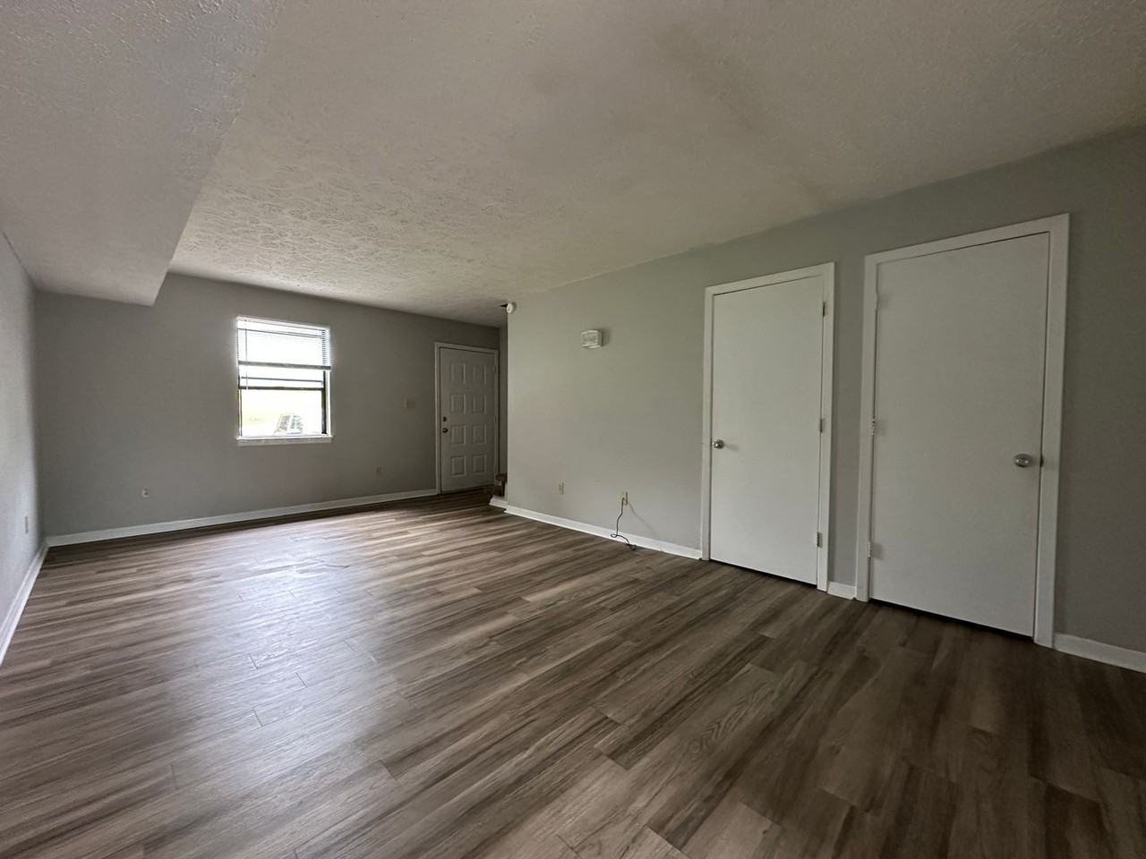 1041 Kendrick Creek Rd - Photo 4 of 15
