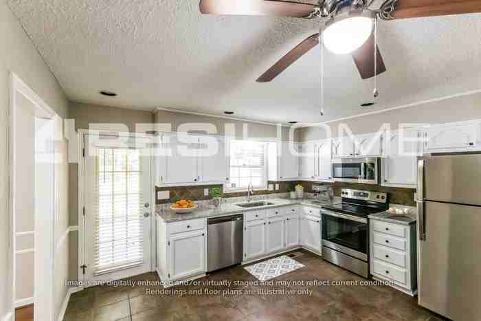 1028 Independence Ct - Photo 3 of 19