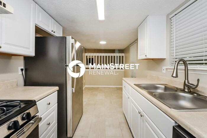 6724 Doublegate Ln - Photo 7 of 17