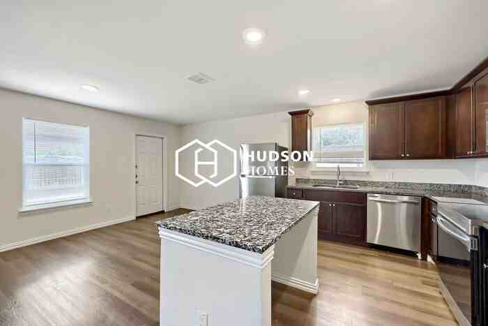 4505 Rocking K Dr - Photo 6 of 14
