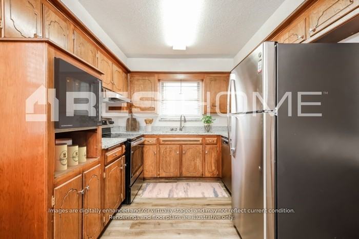 4404 Bonaparte Blvd - Photo 2 of 16