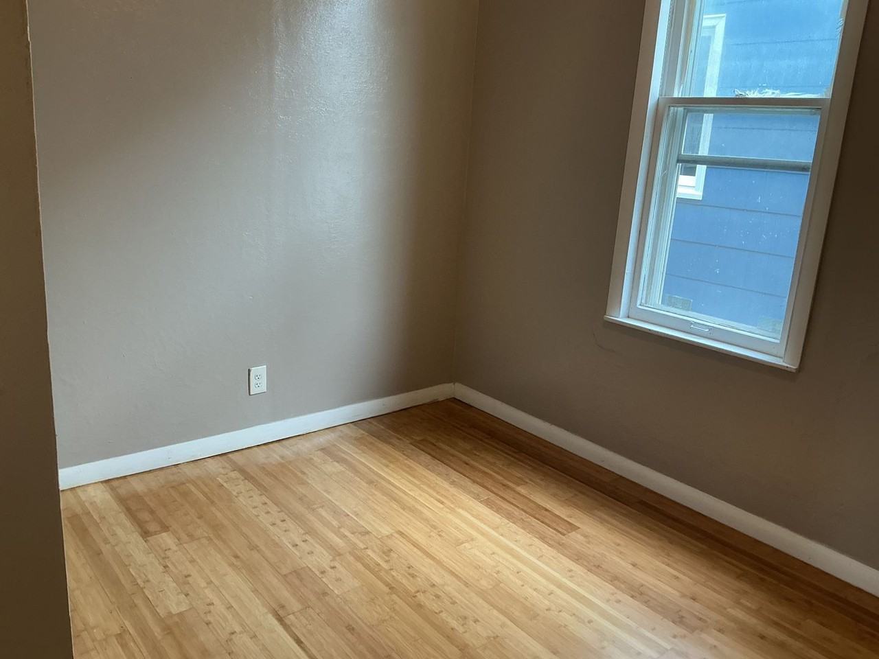 516 E Potter Ave - Photo 2 of 17