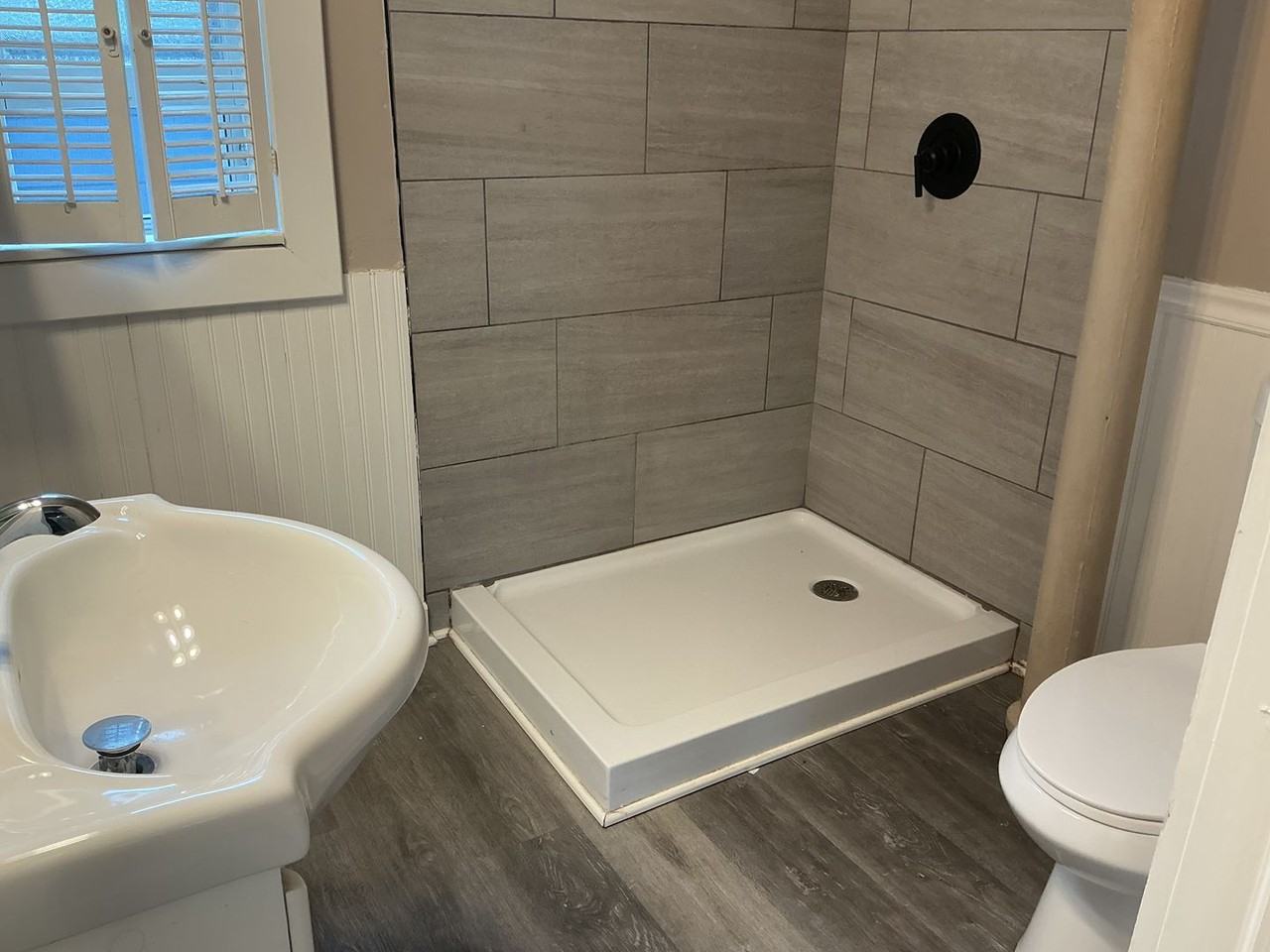 516 E Potter Ave - Photo 5 of 17