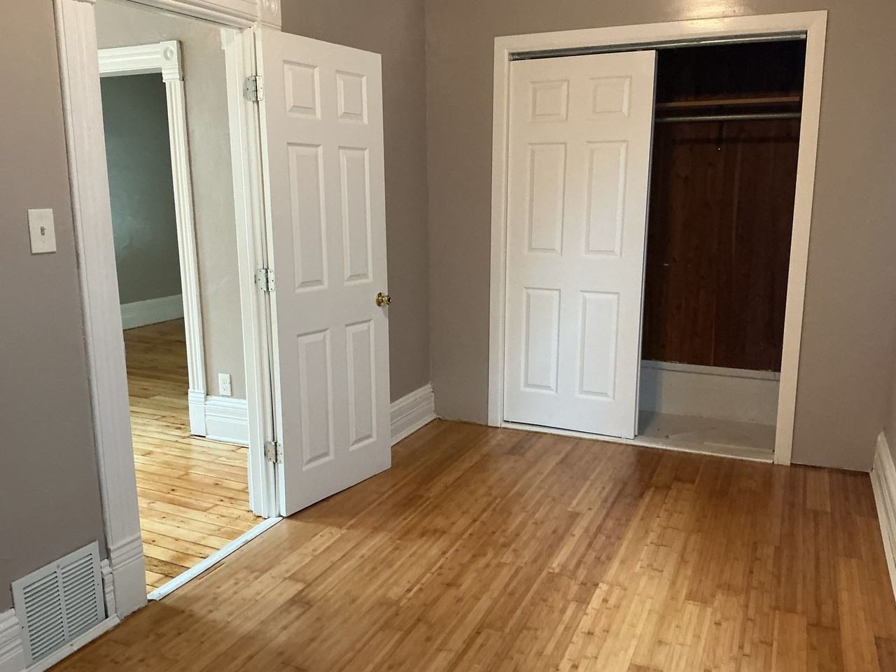 516 E Potter Ave - Photo 6 of 17