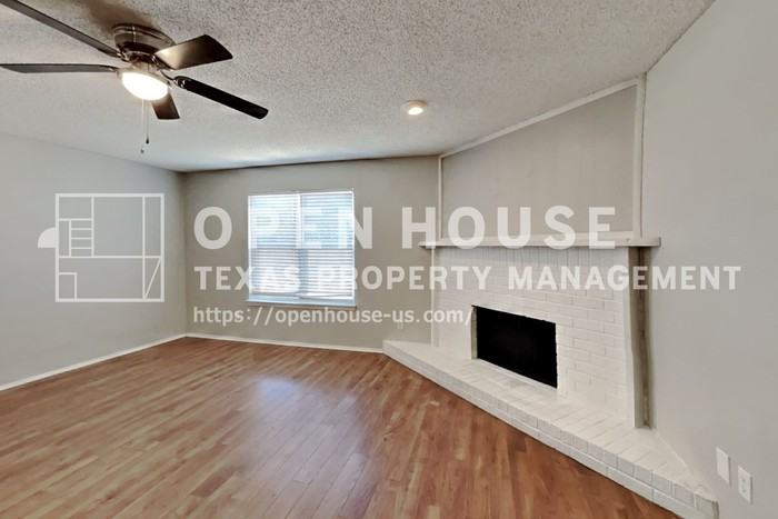 4208 Selina Ct - Photo 4 of 20