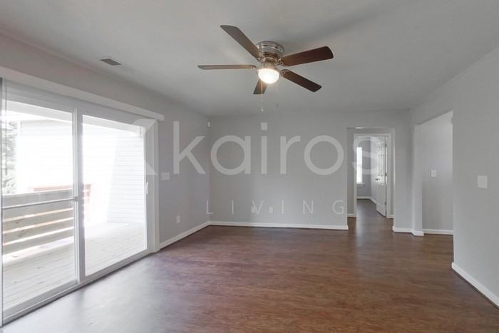 1432 14th St - Photo 2 of 18