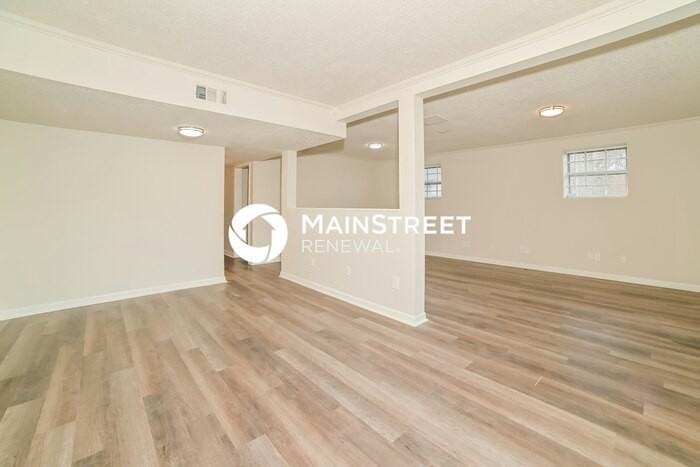 6516 Hunters Glen Dr - Photo 5 of 17