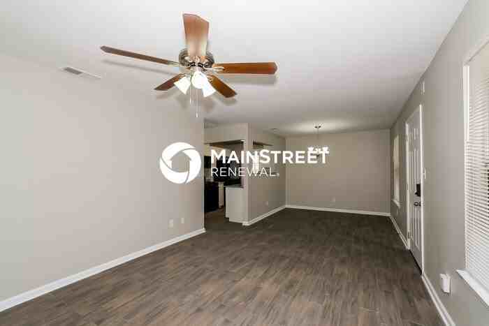 838 Tramore Dr - Photo 3 of 16