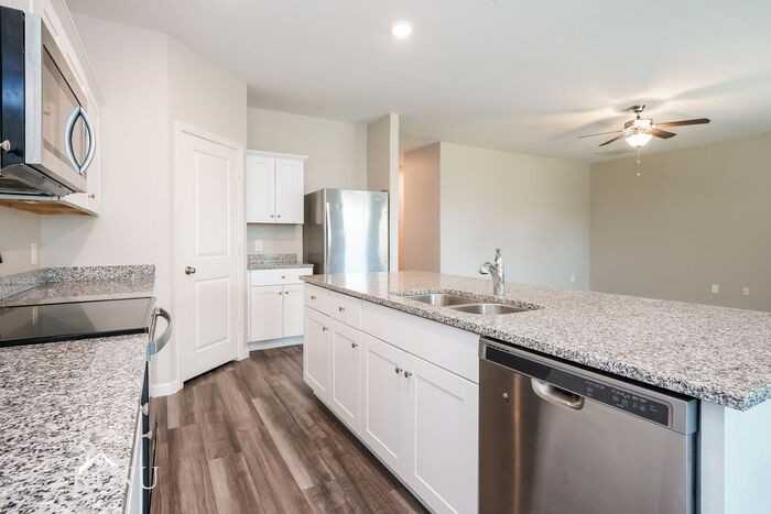 1612 Ancer Way #1612AW - Photo 4 of 17