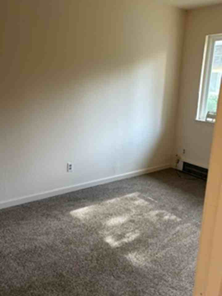 825 Southwood Blvd - Photo 2 of 6