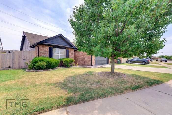 14604 E 109th Pl N - Photo 2 of 37