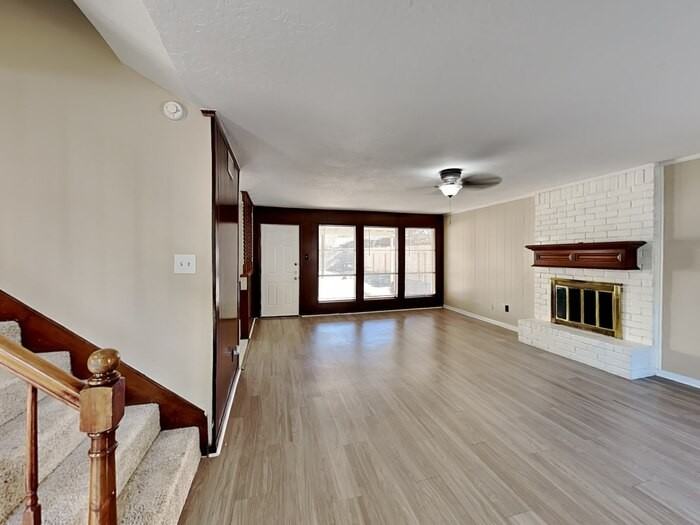 6819 River Mill Dr - Photo 5 of 22