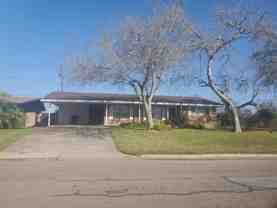 2417 N Parkwood Dr - Photo 1 of 1