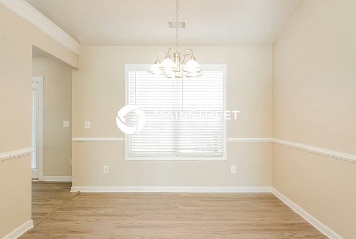 5252 Miranda Way - Photo 7 of 17