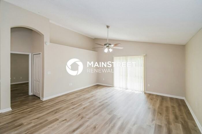 1633 Teaberry Dr - Photo 3 of 16
