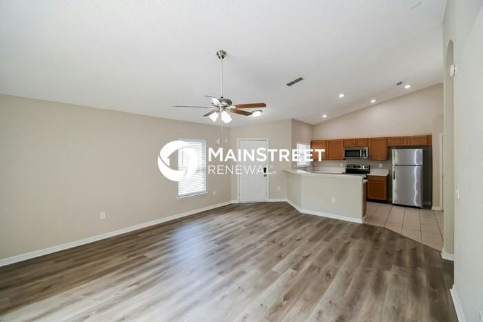 1633 Teaberry Dr - Photo 4 of 16
