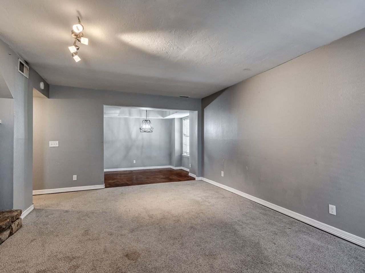 14431 N Pennsylvania Ave #D - Photo 5 of 37