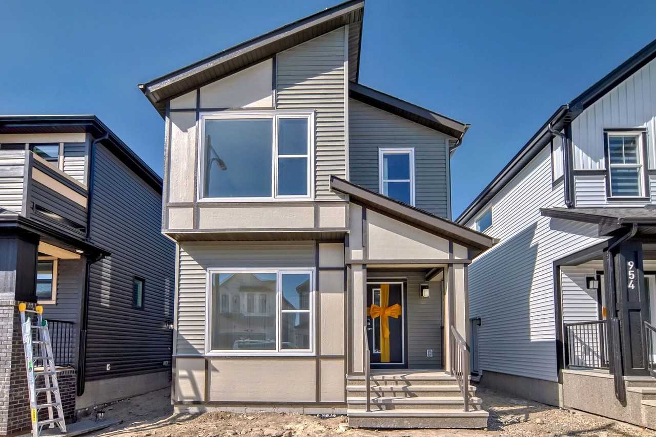 950 Chinook Winds Meadow Sw - Photo 3 of 50