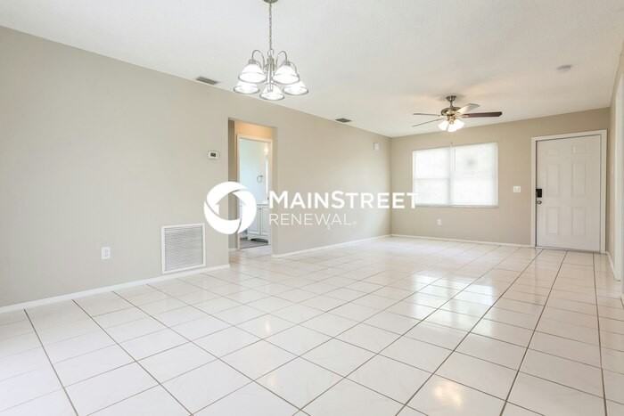 4378 Durant St - Photo 4 of 16